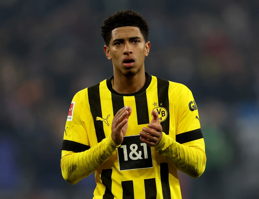 jude-bellingham-dortmund-looks-d.jpg
