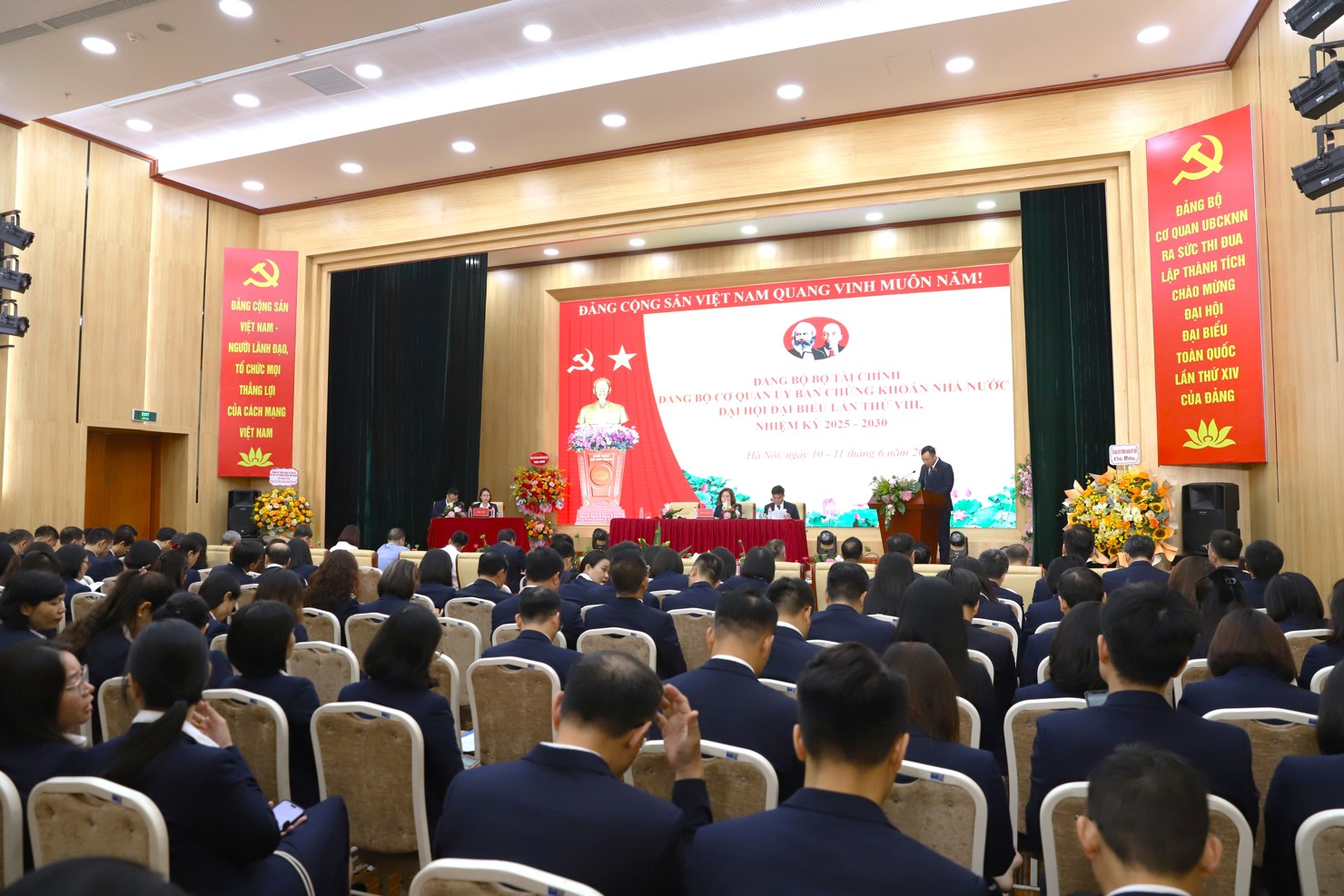 Toàn cảnh Đại hội.