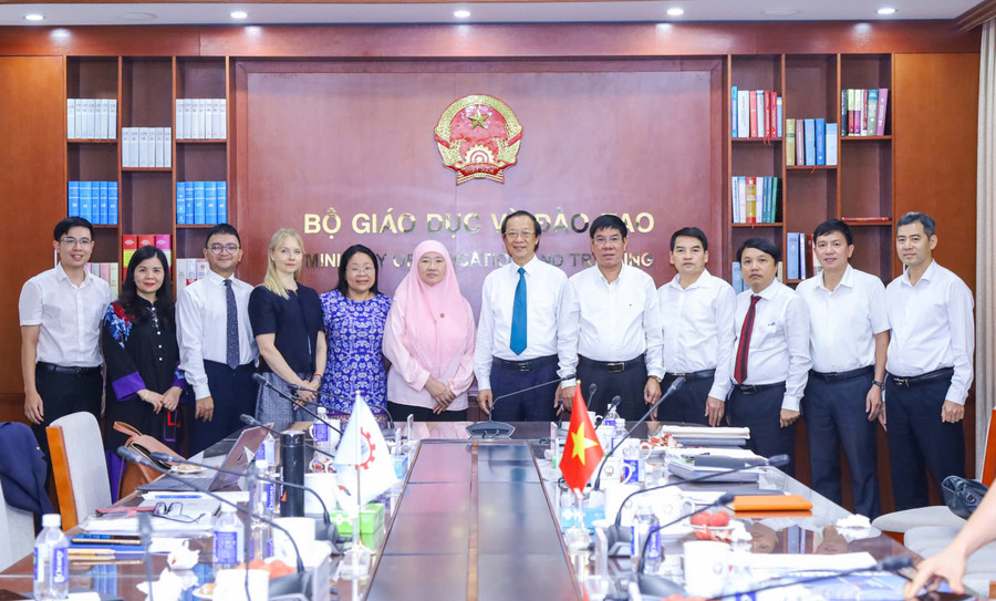 tt-thuong-lam-viec-voi-seameo7.jpg