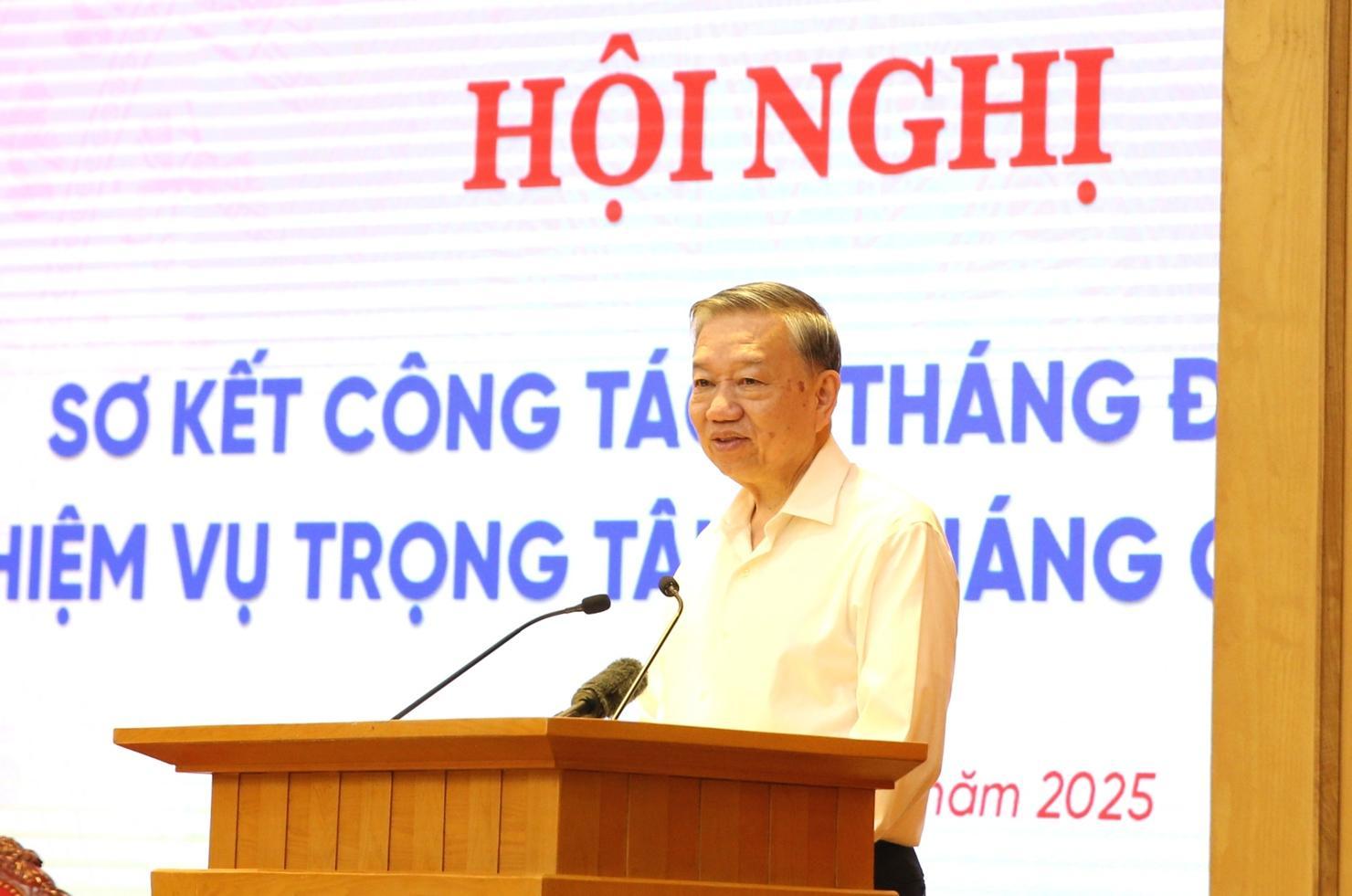 Tổng Bí thư Tô Lâm khẳng định, Nghị quyết 57 là Nghị quyết có ý nghĩa chiến lược, định hình con đường phát triển nhanh và bền vững của đất nước trong giai đoạn mới - Ảnh: VGP/Nguyễn Hoàng.