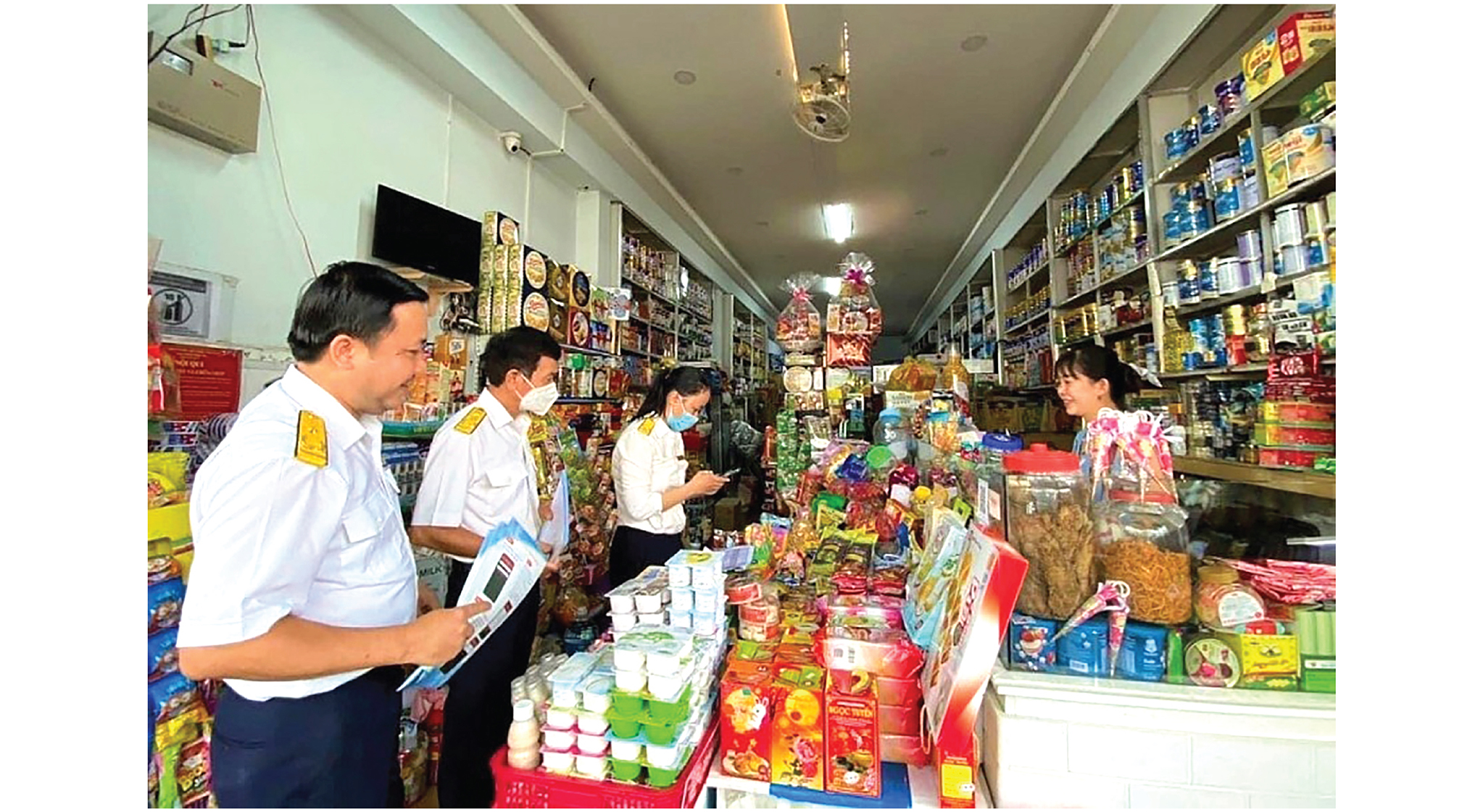 EMAGAZINE: Đổi mới tư duy hướng tới cải cách thuế bền vững - Ảnh 12