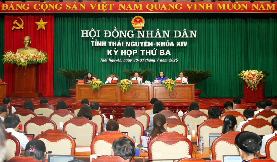 HĐND tỉnh Thái Nguyên khóa XIV khai mạc Kỳ họp thứ 3.