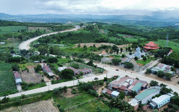 Khởi công dự án đường cao tốc Quy Nhơn - Pleiku trong năm 2025 - Ảnh 2.
