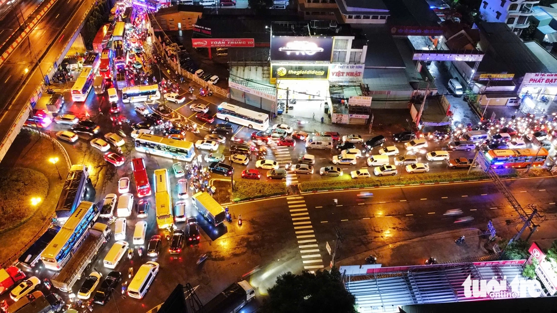 hạ tầng - Ảnh 1.