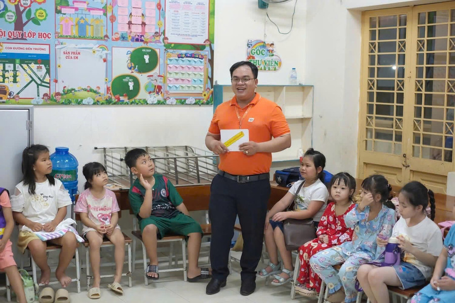 lop-hoc-tieng-anh-3.jpg