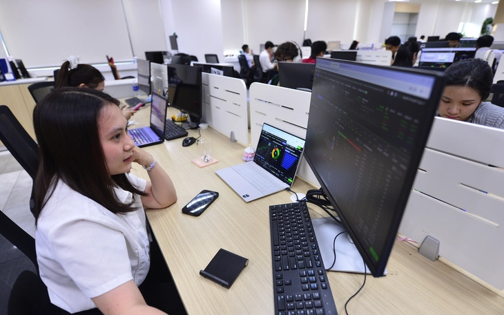 VN-Index được dự báo lên 1.610 điểm, cảnh báo tình trạng 'căng' margin ở nhiều mã- Ảnh 2.