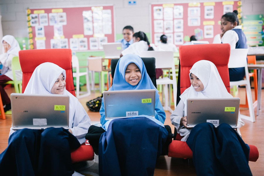 Một tiết học của học sinh THCS Malaysia.