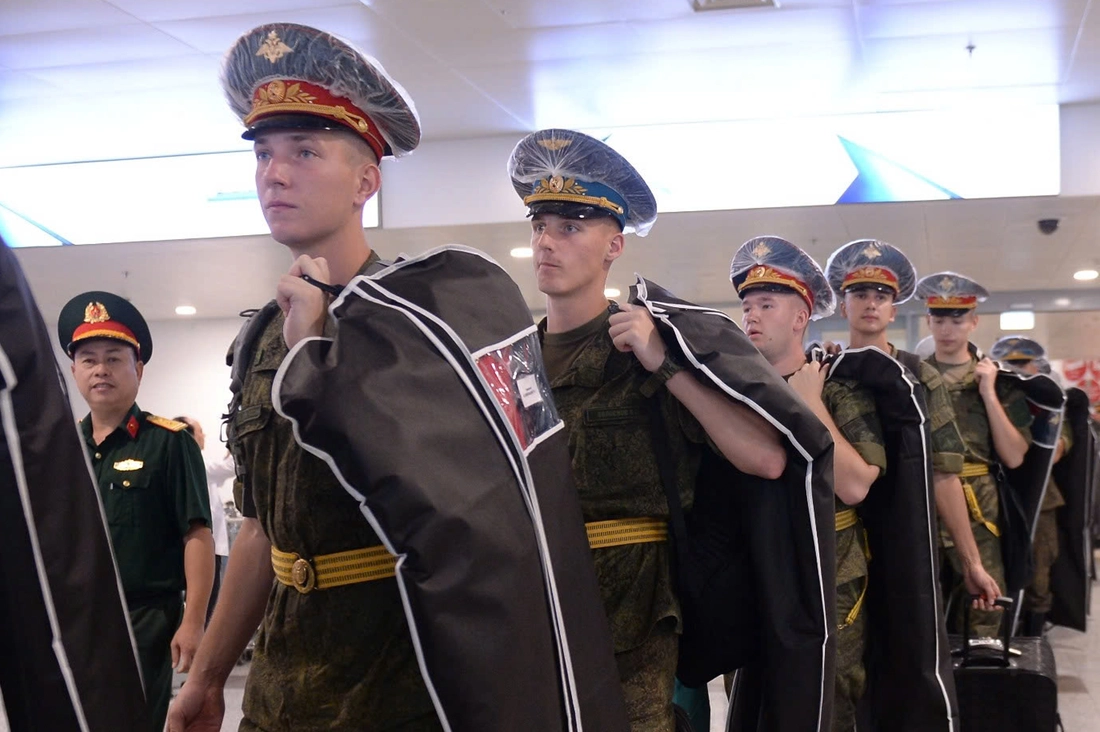 Khối quân nhân Nga đã tới Hà Nội để tham gia diễu binh A80 - Ảnh 4.