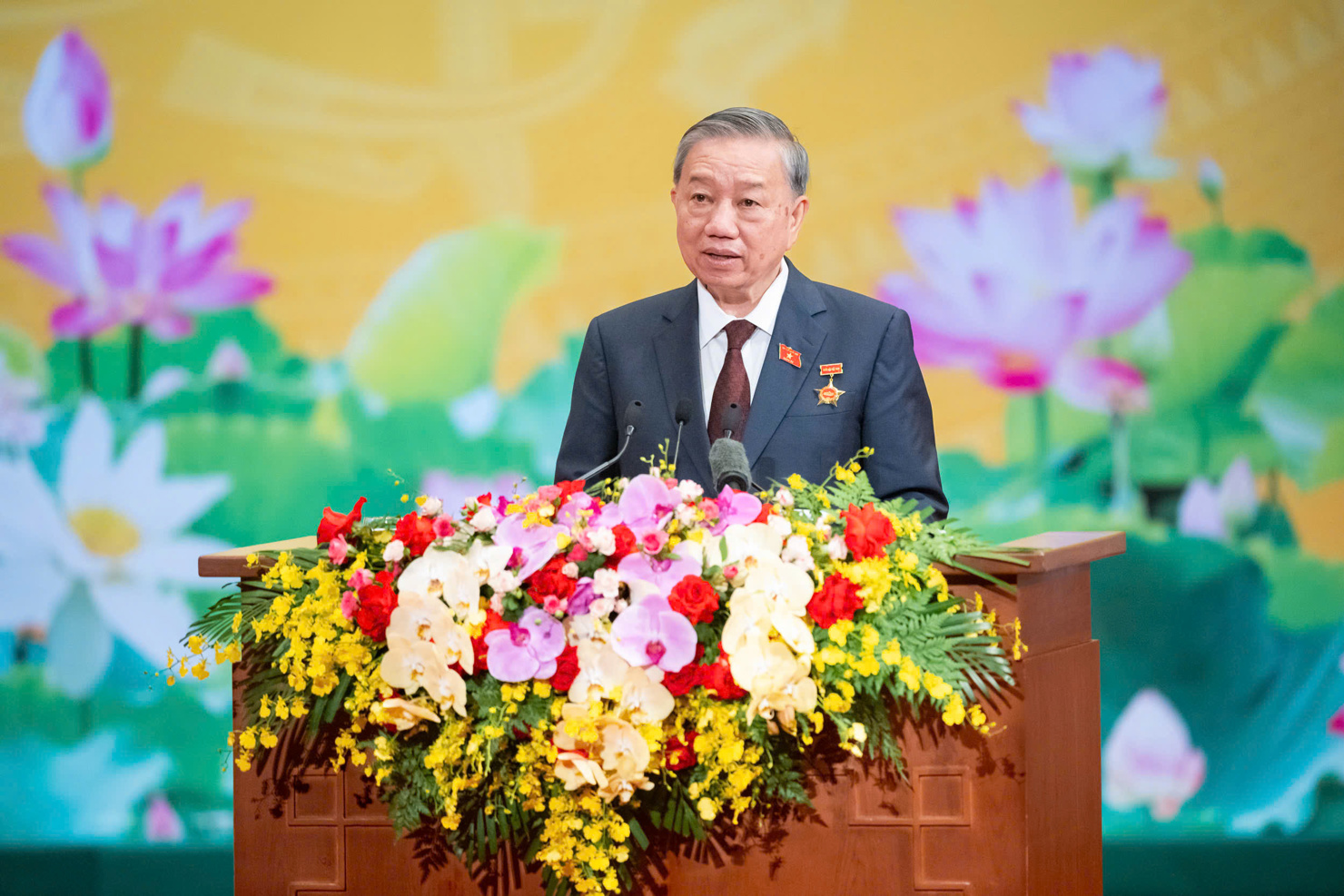 Tổng Bí thư Tô Lâm phát biểu tại cuộc gặp mặt. Ảnh: Báo Đại biểu Nhân dân.