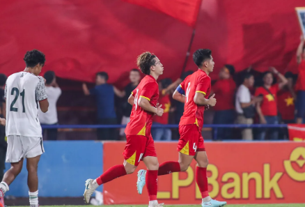 Viktor Lê được AFC ngợi khen sau chiến thắng của U23 Việt Nam.