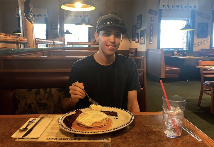 Charlie Kirk - Ảnh 1.