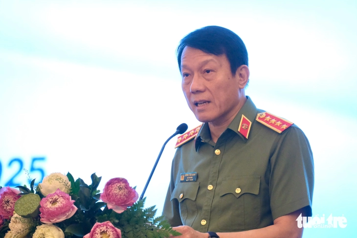 Bộ trưởng Nguyễn Mạnh Hùng: Vấn đề của AI tạo ra có thể lớn hơn bom nguyên tử - Ảnh 2.