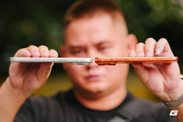 Mở hộp iPhone 17 Pro Max hai màu “hot” nhất hôm nay: Máy chính hãng phiên bản thương mại- Ảnh 14. Mở hộp iPhone 17 Pro Max hai màu “hot” nhất hôm nay: Máy chính hãng phiên bản thương mại- Ảnh 14.