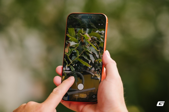 Mở hộp iPhone 17 Pro Max hai màu “hot” nhất hôm nay: Máy chính hãng phiên bản thương mại- Ảnh 11. Mở hộp iPhone 17 Pro Max hai màu “hot” nhất hôm nay: Máy chính hãng phiên bản thương mại- Ảnh 11.