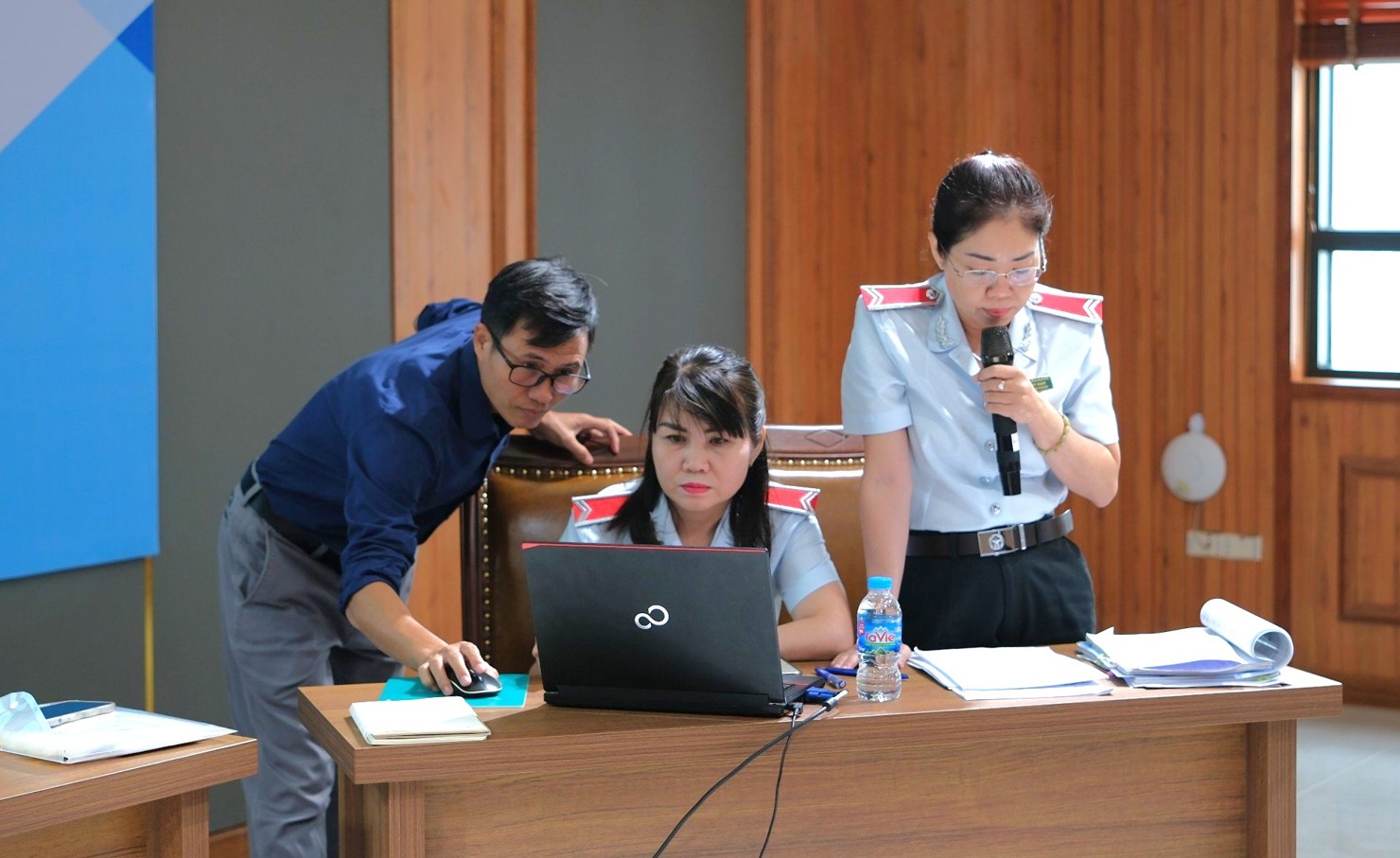 Hoạt động kiểm tra, kiểm soát việc đóng và thực hiện chính sách BHXH tại BHXH TP. Hồ Chí Minh luôn được chú trọng. Ảnh: Phạm Thọ