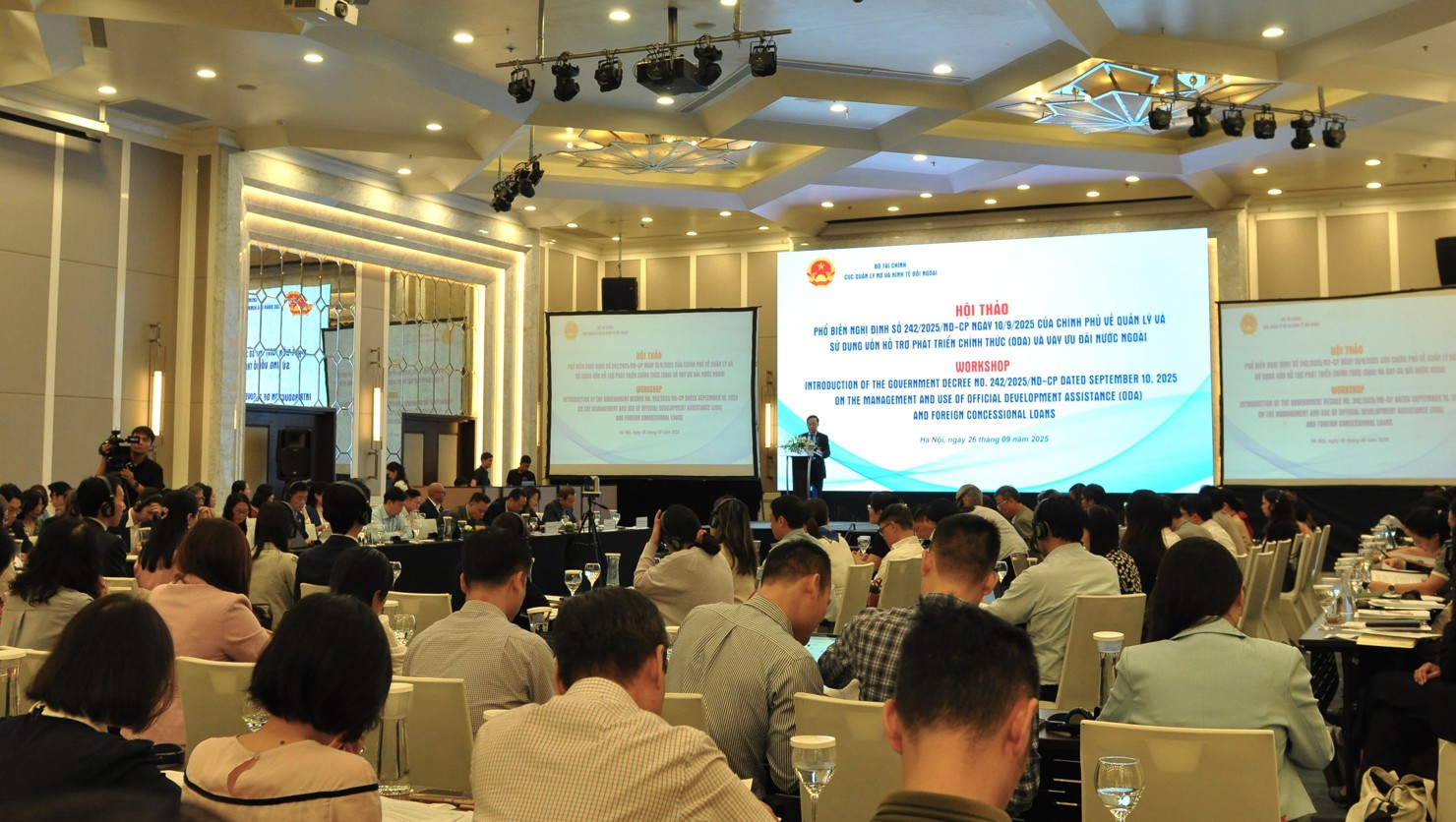 Toàn cảnh Hội nghị.