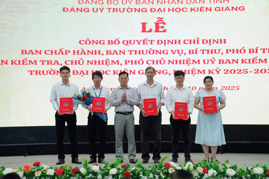 quyet-dinh.jpg
