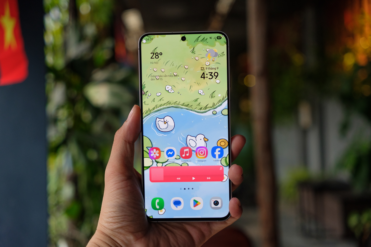 "DNA flagship" - thứ khiến Galaxy S25 FE trở nên đặc biệt so với các đối thủ- Ảnh 1.
