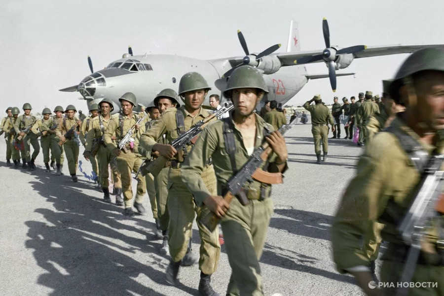 Đơn vị lực lượng đặc nhiệm Liên Xô triển khai cho một chiến dịch chiến đấu ở Afghanistan.