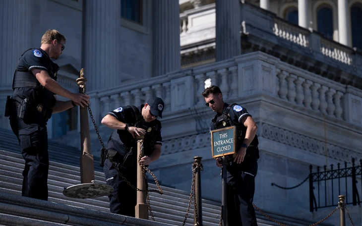 Hôm nay chính phủ Mỹ đã đóng cửa dài nhất trong lịch sử - Ảnh 2.