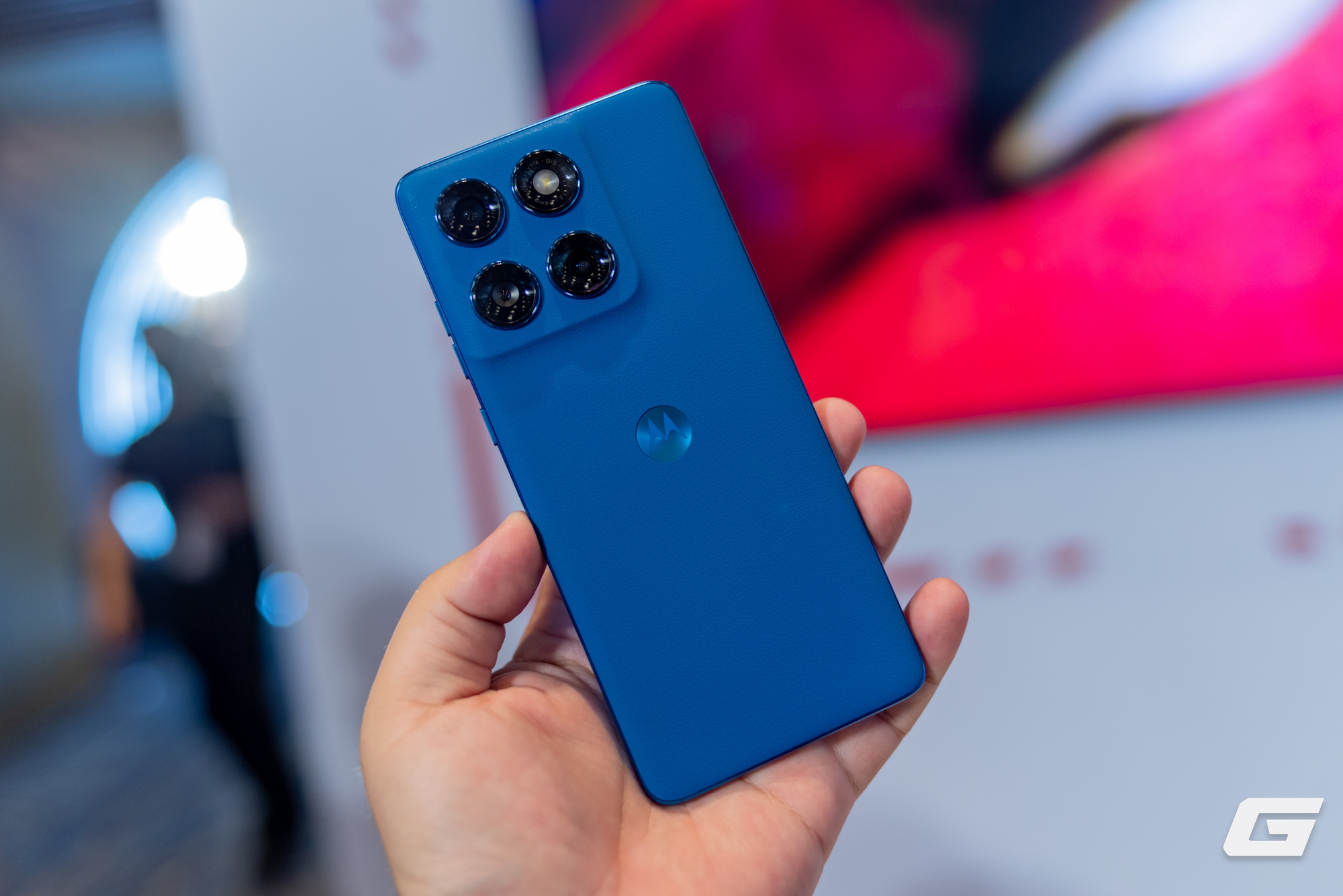 Motorola "tái xuất" Việt Nam đầy ấn tượng: Ra mắt 5 mẫu máy trải dài mọi phân khúc, giá chưa đến 3 triệu đồng- Ảnh 13.