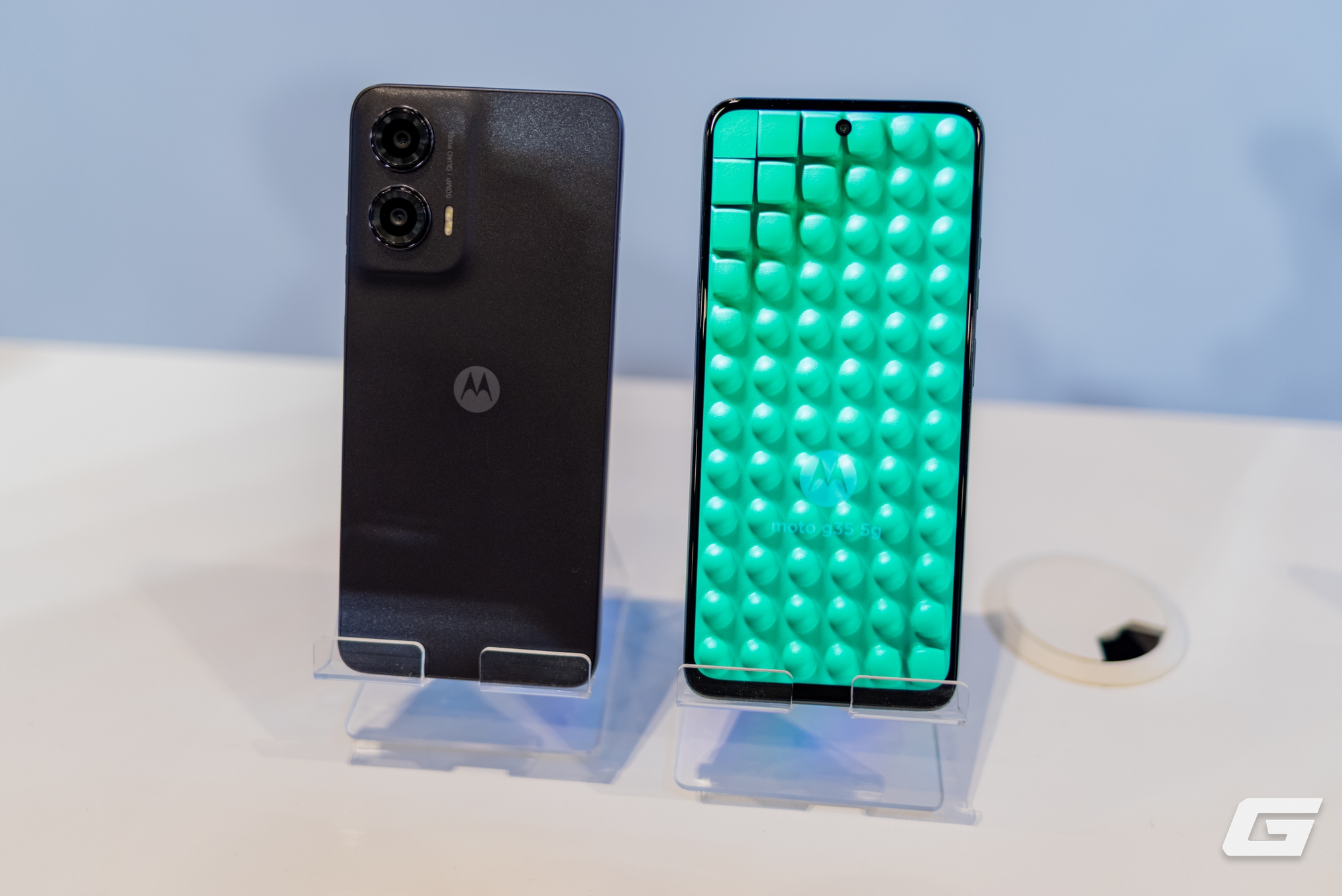 Motorola "tái xuất" Việt Nam đầy ấn tượng: Ra mắt 5 mẫu máy trải dài mọi phân khúc, giá chưa đến 3 triệu đồng- Ảnh 19.