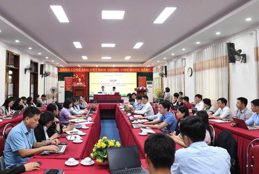 Sở GD&ĐT tỉnh Tuyên Quang đạt nhiều thành tựu trong CCHC. 1000044275.jpg