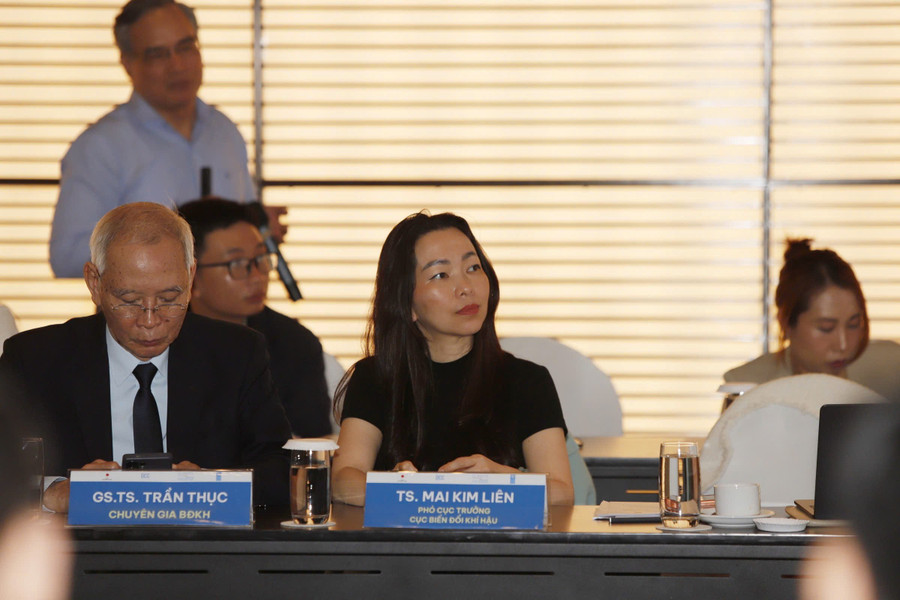 T.S Mai Kim Liên - Phó Cục trưởng Cục BĐKH (Bộ Nông nghiệp và Môi trường) tại hội thảo. z7236100965424-e85057a6378e110d61dec0a95e1faf72.jpg