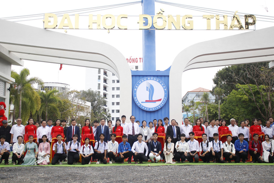 Trường Đại học Đồng Tháp khánh thành Cổng A, công trình được xem là biểu tượng khát vọng.