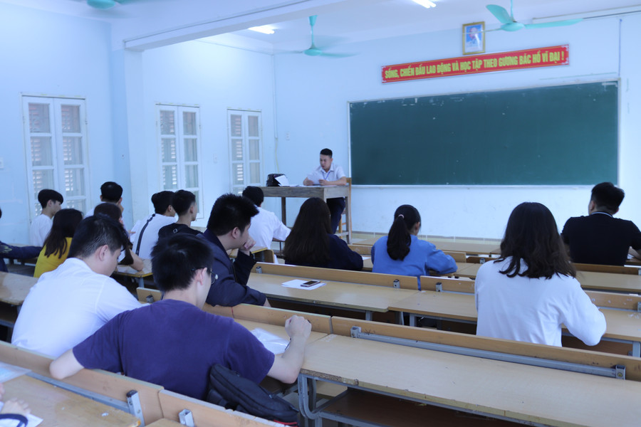 Học sinh trường THPT Chiềng Sinh trong buổi sinh hoạt lớp. img-0229.jpg