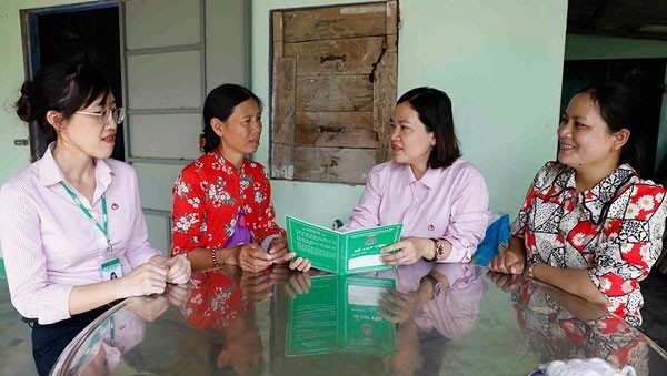 NHCSXH giảm lãi suất cho vay đối với khách hàng vay vốn bị ảnh hưởng