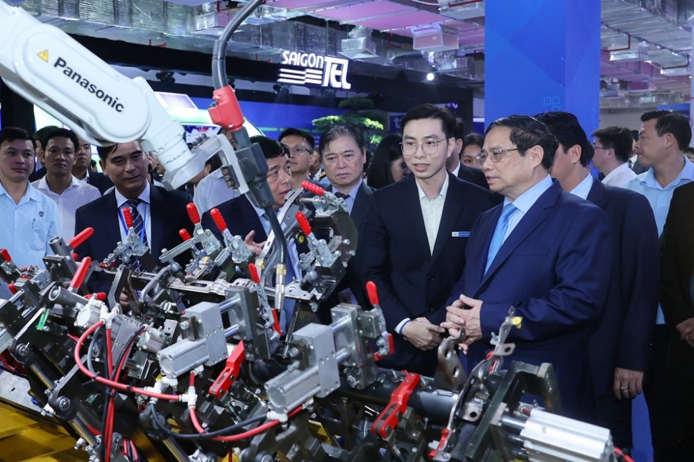 Điểm tựa vững chắc để nền kinh tế bước vào chu kỳ tăng trưởng cao Điểm tựa vững chắc để nền kinh tế bước vào chu kỳ tăng trưởng cao