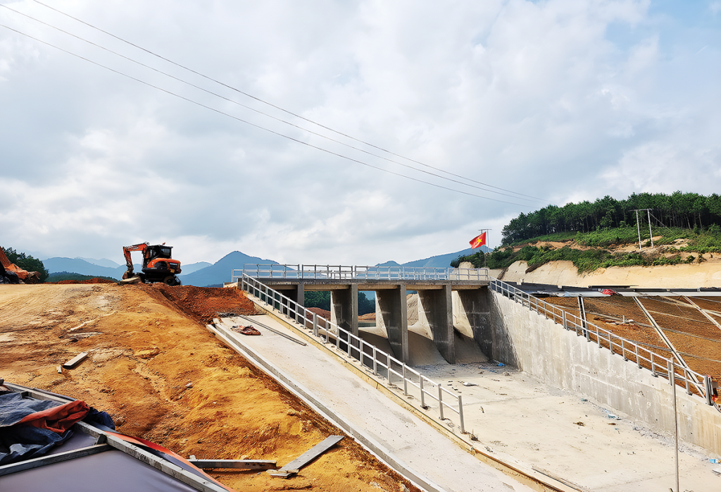 Điểm tựa vững chắc để nền kinh tế bước vào chu kỳ tăng trưởng cao Điểm tựa vững chắc để nền kinh tế bước vào chu kỳ tăng trưởng cao