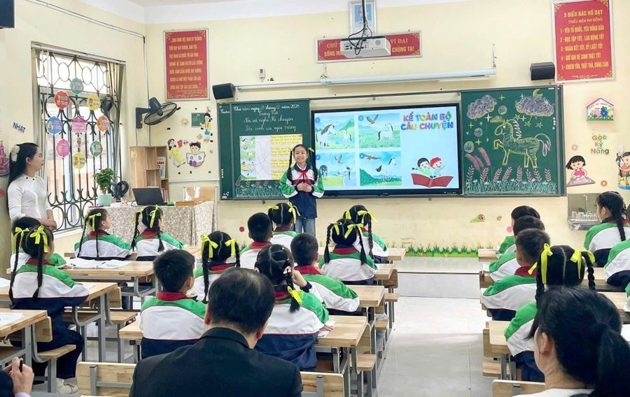 Trường Tiểu học Phạm Công Bình đẩy mạnh ứng dụng công nghệ thông tin trong dạy và học.