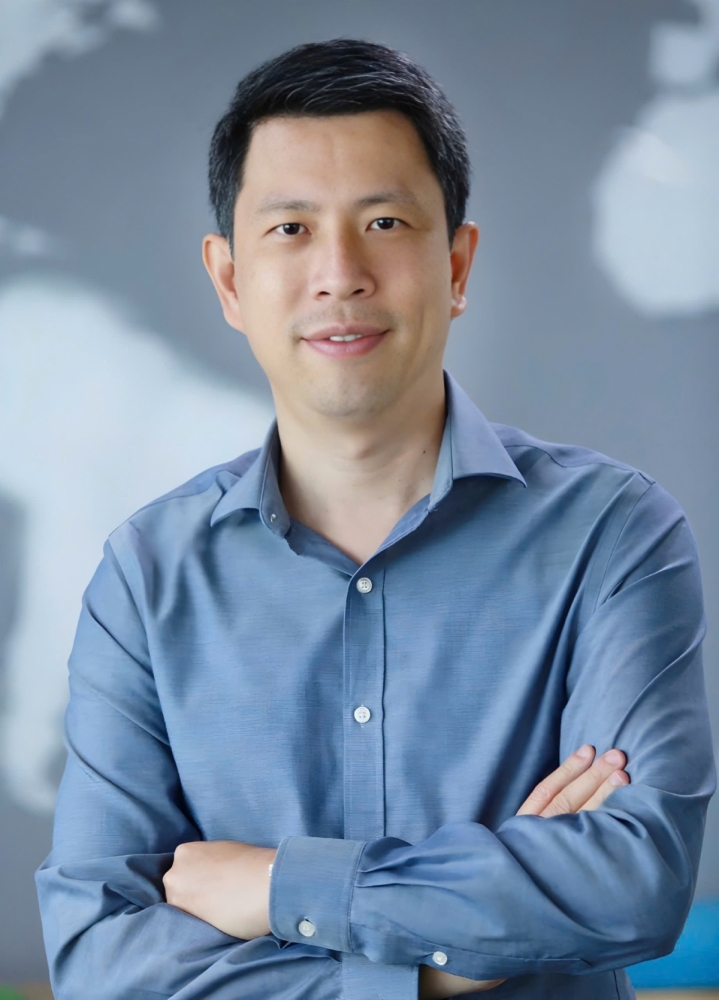 Để tài sản sinh lời, bạn sẽ nhờ ai giữ hộ?