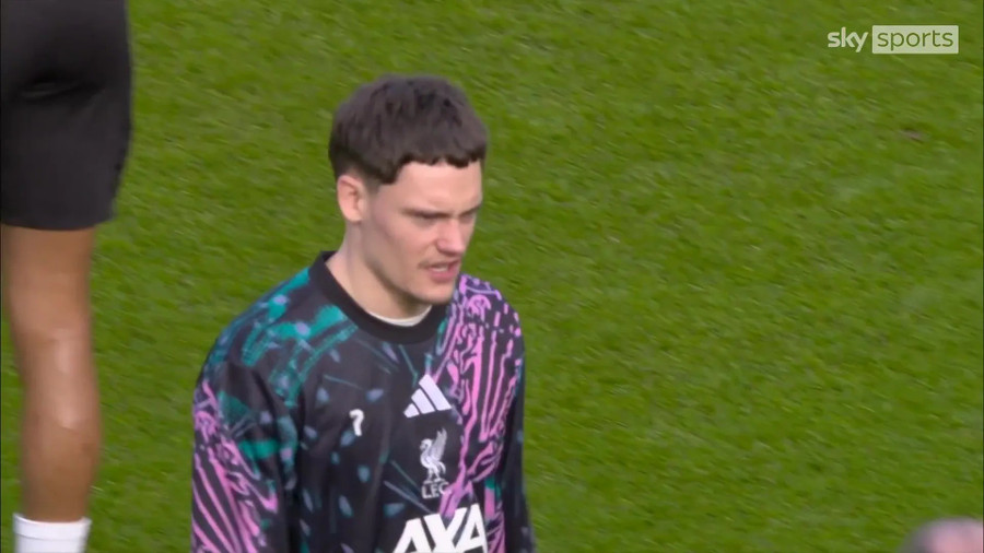 Tiền vệ Florian Wirtz bị chấn thương trong lúc khởi động dù ban đầu có tên trong danh sách đá chính khi Liverpool làm khách Nottingham Forest. liverpool-1-x-com-skysportspl.jpg