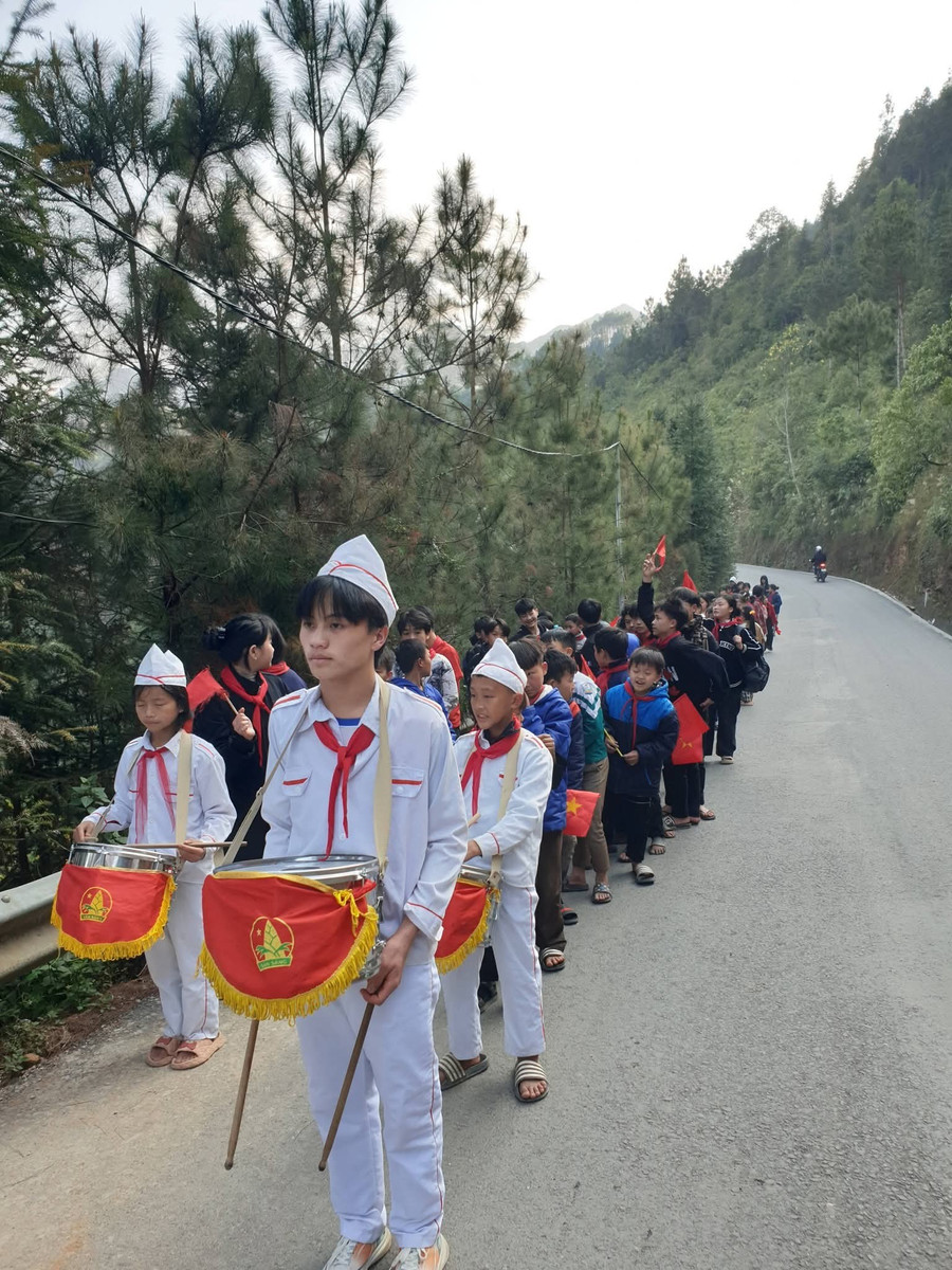 Các em học sinh Trường PTDTBT Tiểu học & THCS Pải Lủng. 1000048296.jpg