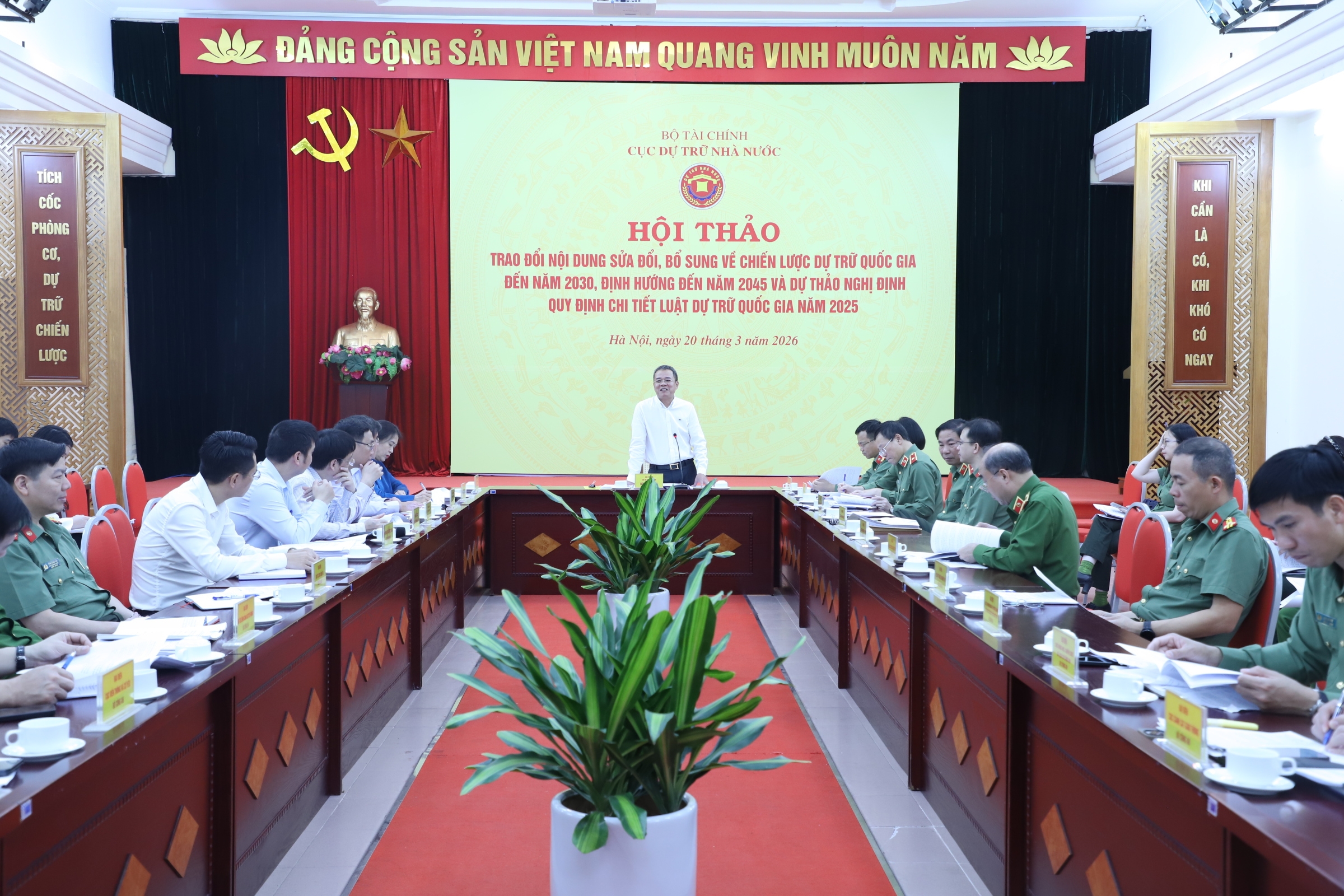 Đảm bảo dự trữ quốc gia gắn với đảm bảo an ninh chiến lược