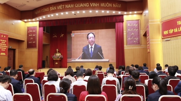 Thi báo cáo viên, tuyên truyền viên về Nghị quyết Đại hội XIV tại Kho bạc Nhà nước