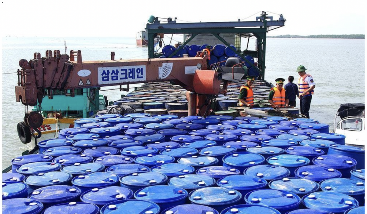 Siết chặt quản lý kinh doanh, vận chuyển xăng dầu khu vực biên giới