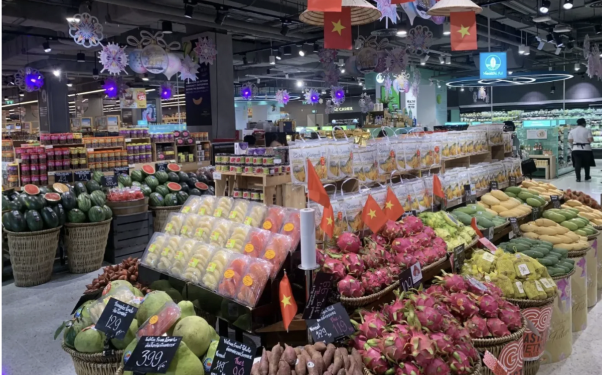 Đẩy mạnh phát triển kênh phân phối hàng Việt ở nước ngoài Đẩy mạnh phát triển kênh phân phối hàng Việt ở nước ngoài