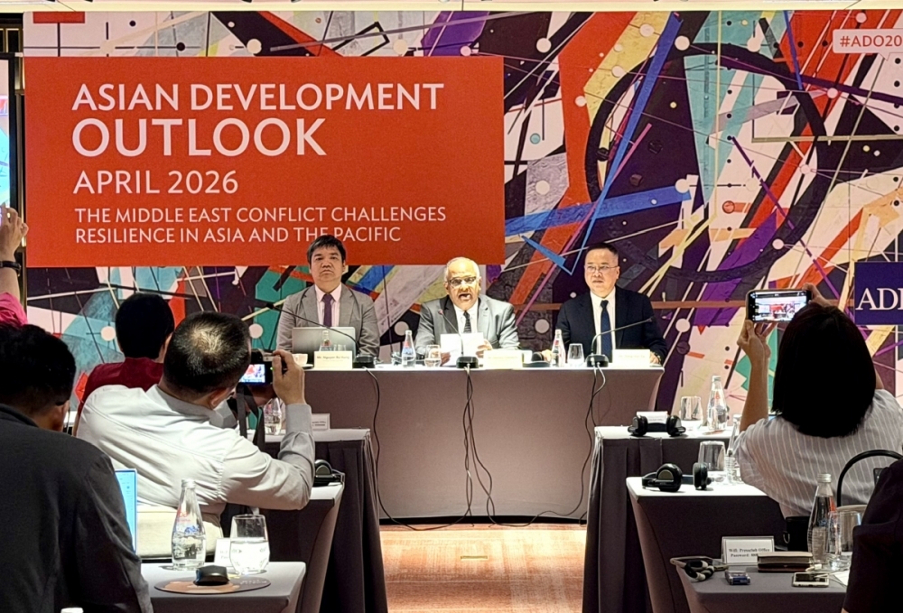 ADB: Kinh tế Việt Nam duy trì đà tăng trưởng cao, dư địa tài khóa - tiền tệ vẫn hỗ trợ phục hồi ADB: Kinh tế Việt Nam duy trì đà tăng trưởng cao, dư địa tài khóa - tiền tệ vẫn hỗ trợ phục hồi