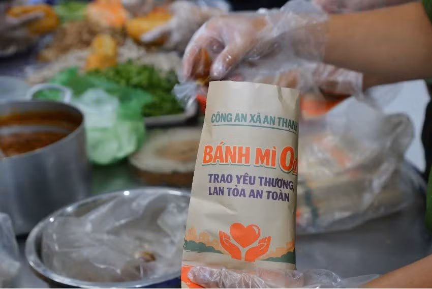 banh-mi-an-thanh.jpg