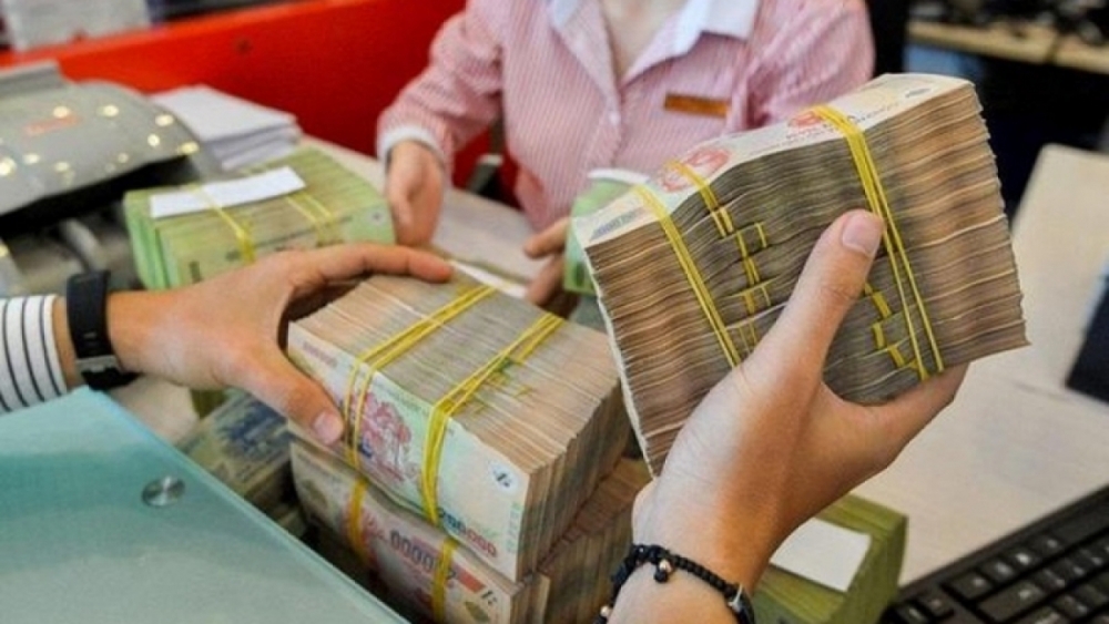 Nhiều doanh nghiệp duy trì trả cổ tức tiền mặt cao Nhiều doanh nghiệp duy trì trả cổ tức tiền mặt cao