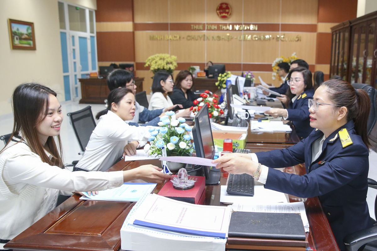 Giữ “vùng đệm” tài khóa cho tăng trưởng nhanh, bền vững Giữ “vùng đệm” tài khóa cho tăng trưởng nhanh, bền vững