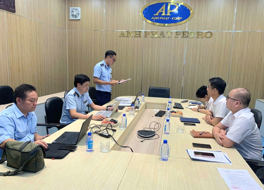 Xử phạt doanh nghiệp vi phạm quy định về kinh doanh xăng dầu