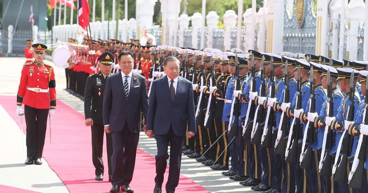 Lễ đón Tổng Bí thư, Chủ tịch nước Tô Lâm và Phu nhân thăm chính thức Vương quốc Thái Lan Lễ đón Tổng Bí thư, Chủ tịch nước Tô Lâm và Phu nhân thăm chính thức Vương quốc Thái Lan