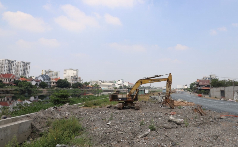 TP. Hồ Chí Minh áp dụng “thẻ đỏ”, thay thế lãnh đạo đơn vị giải ngân đầu tư công ì ạch TP. Hồ Chí Minh áp dụng “thẻ đỏ”, thay thế lãnh đạo đơn vị giải ngân đầu tư công ì ạch