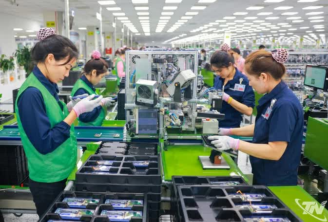 Vốn đầu tư nước ngoài thực hiện 5 tháng giữ đà tăng trưởng mạnh tiếp tục dẫn đầu trong 5 năm Vốn đầu tư nước ngoài thực hiện 5 tháng giữ đà tăng trưởng mạnh tiếp tục dẫn đầu trong 5 năm