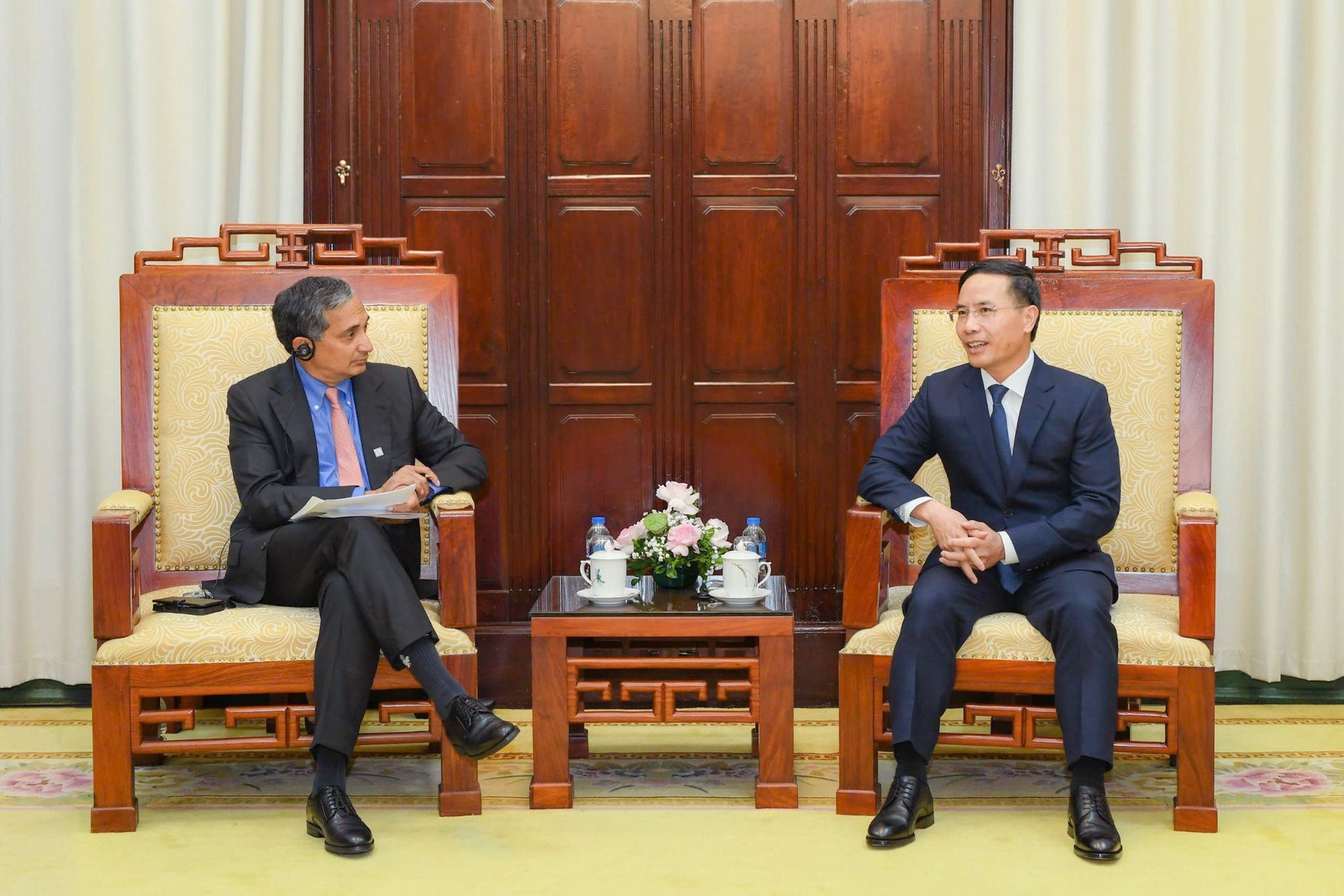 8.6-2-thong-doc-pham-duc-an-tiep-giam-doc-khu-vuc-chau-a-thai-binh-duong-cua-imf.jpg
